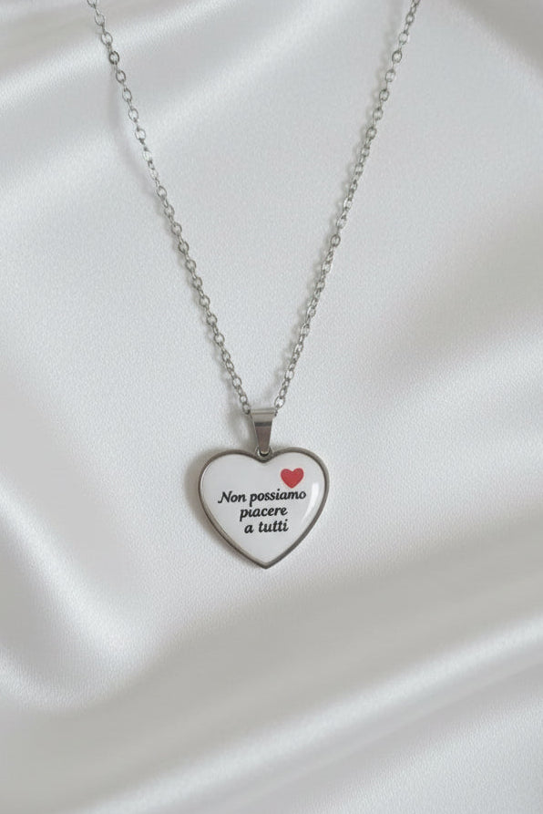 Collana argentata con ciondolo con frase messaggio