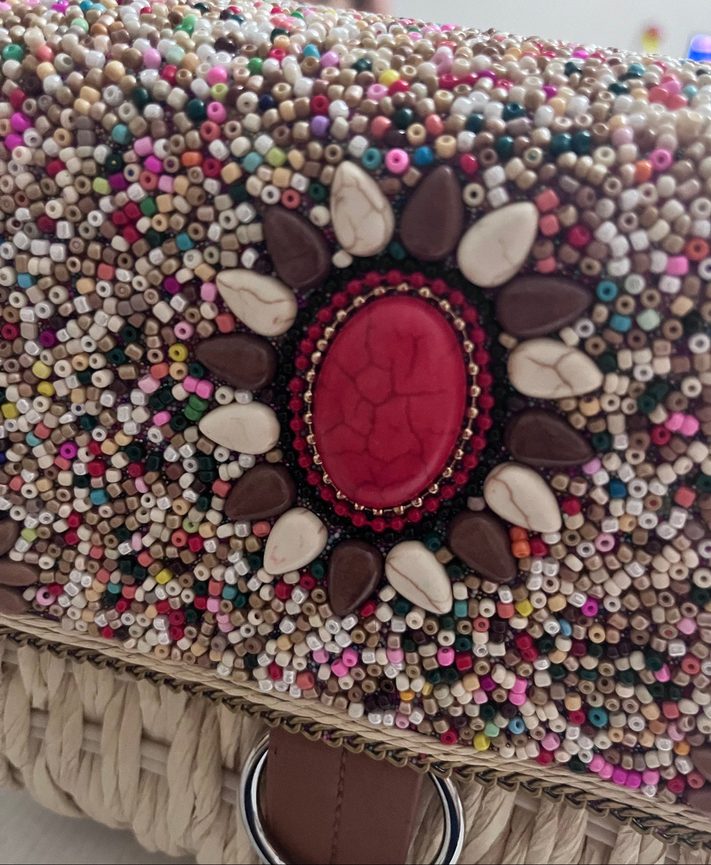 Borsa in rafia con perline boho