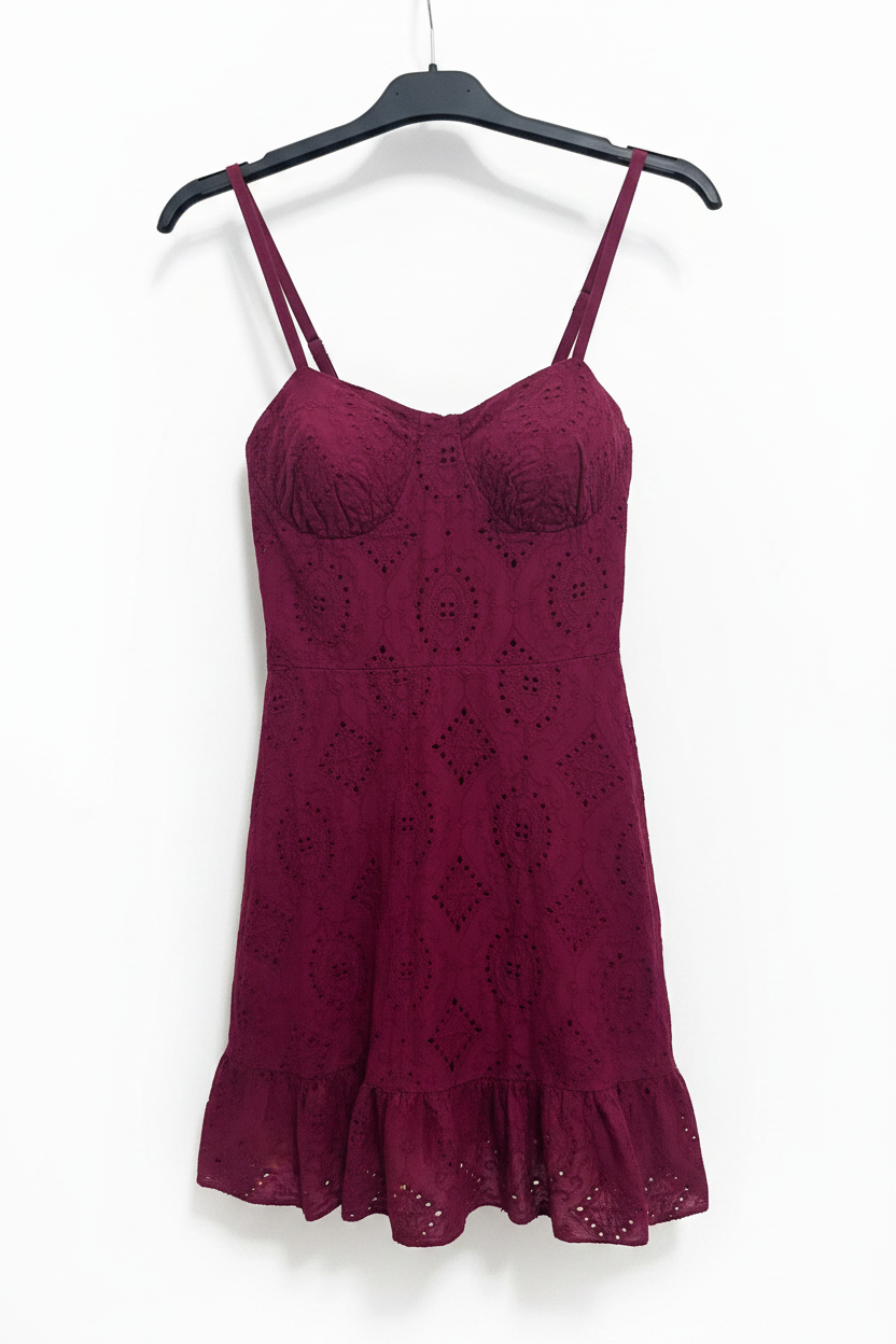 Vestito corto bianco in sangallo con bustier
