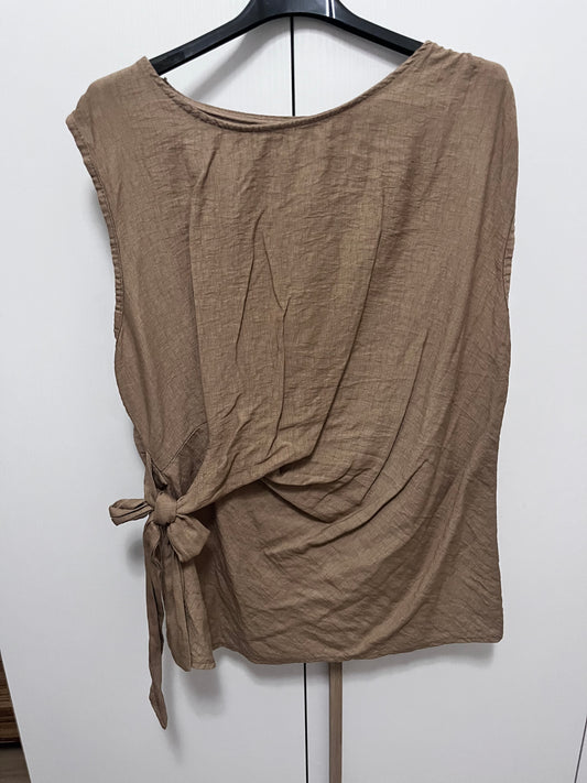 Blusa  a drappeggio smanicata– Taglia unica (40-48)