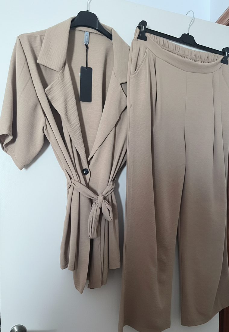 Completo blazer con cintura e pantaloni taglia unica 42/ 54