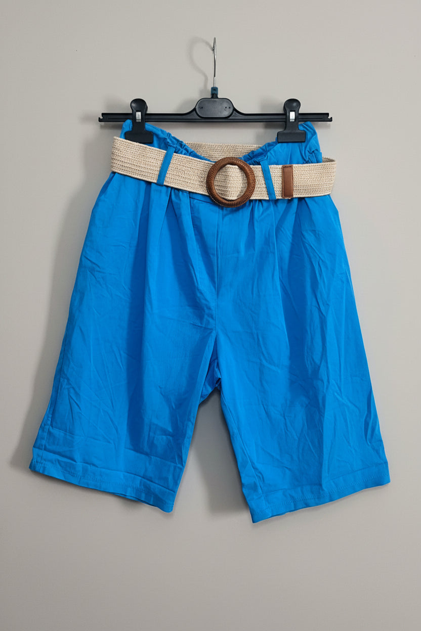 Shorts con cintura in rafia