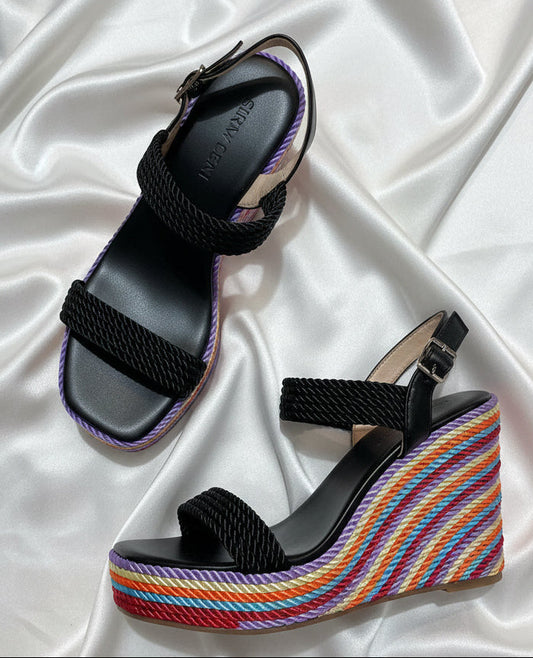 Sandali neri con fascette in corda e zeppa multicolor - dettaglio zeppa multicolor