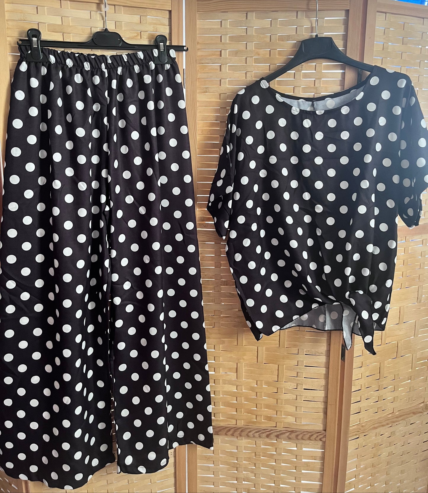 Coordinato Tizy a pois taglia unica 40/48