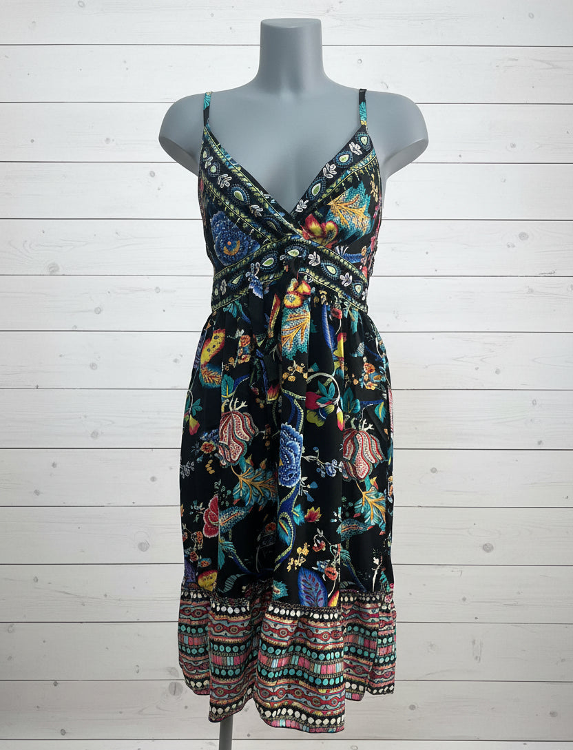 Vestito midi floreale nero con scollo V incrociato