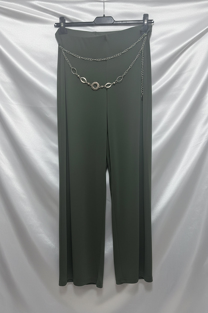 Pantaloni a gamba larga verde militare con cintura a catena argentata