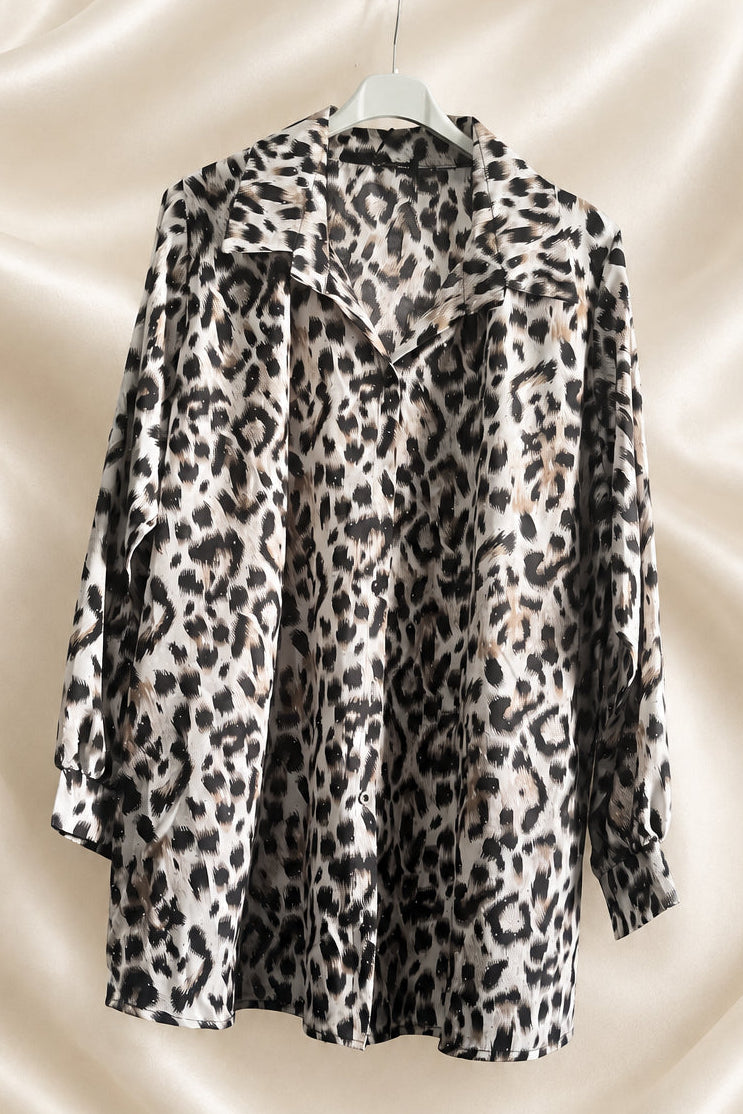Camicia lunga leopardata bianca e nera