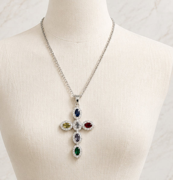 Collana argentata con croce di pietre ovali multicolore