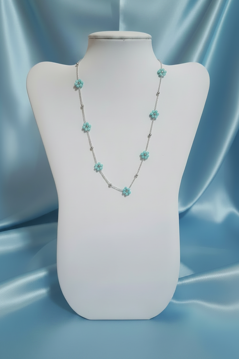 Collana "Primavera"con fiorellini (varie colorazioni)