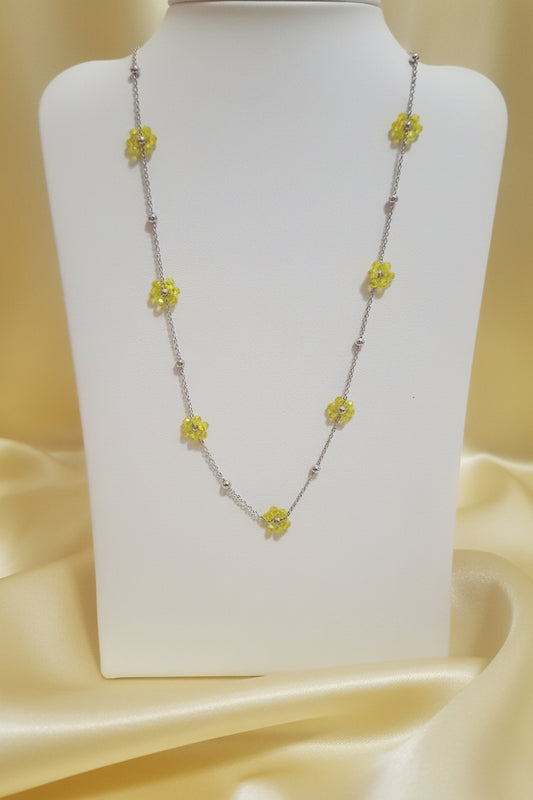 Collana "Primavera"con fiorellini (varie colorazioni)