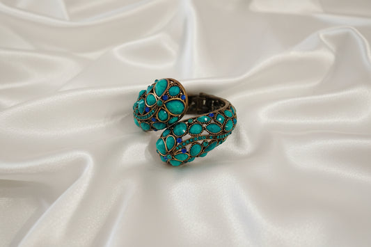 Bracciale rigido turchese con cristalli
